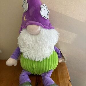NWT Halloween Gnome Animal Adventure